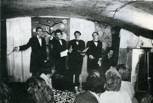 Явления теней в «Бродячей собаке» ждет первых гостей. Август 1991 г.