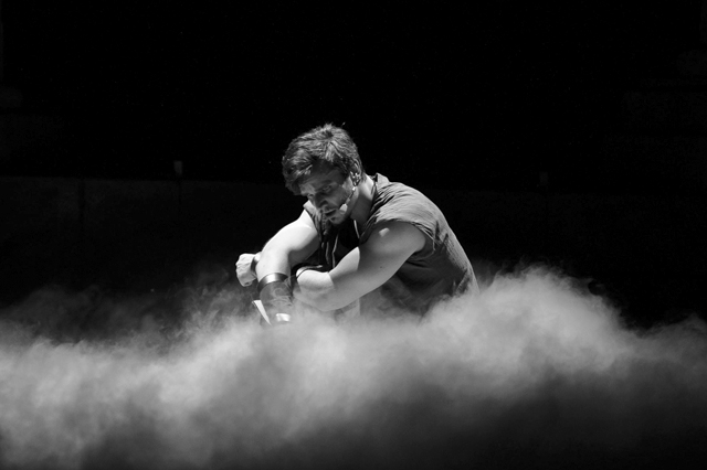 КРОВЬ И ПЕСОЧНИЦА