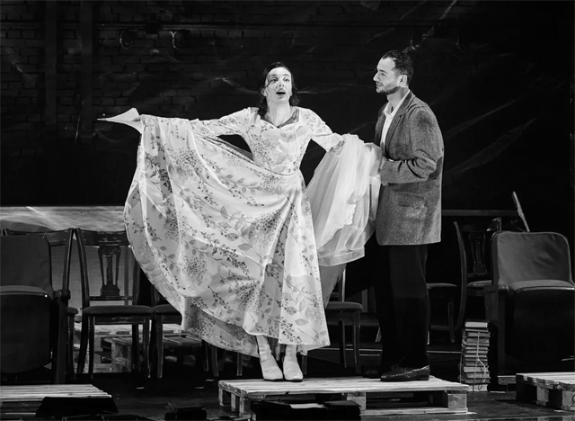 ЛОГИСТИКА РАСПАДА: ПОЧЕМУ В&nbsp;&laquo;ЧАЙКЕ&raquo; РУСДРАМА БОЛЬШЕ НЕ&nbsp;ЖАЛКО ЛЮДЕЙ