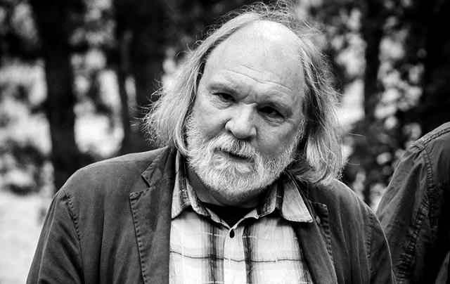 ОЛЕГ ЛОЕВСКИЙ: «МЫ ДВИЖЕМСЯ ПО КРУГУ СО ВСЕМИ СВОИМИ МИФАМИ»