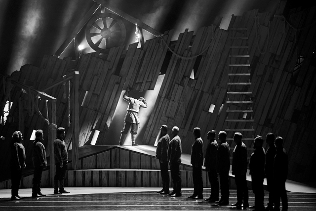 СЕМЕЙНОЕ ДЕЛО