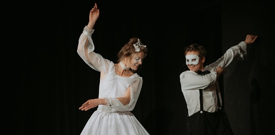 Два Пьеро, или Белый ужин